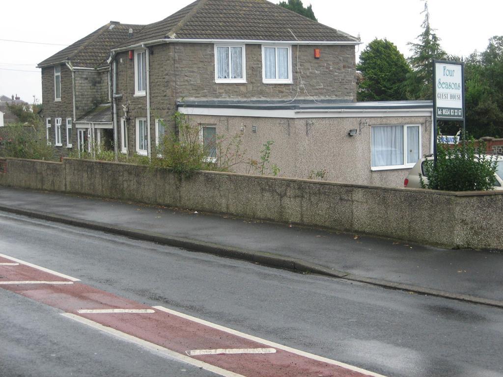 Pembrey Four Seasons Guest House מראה חיצוני תמונה